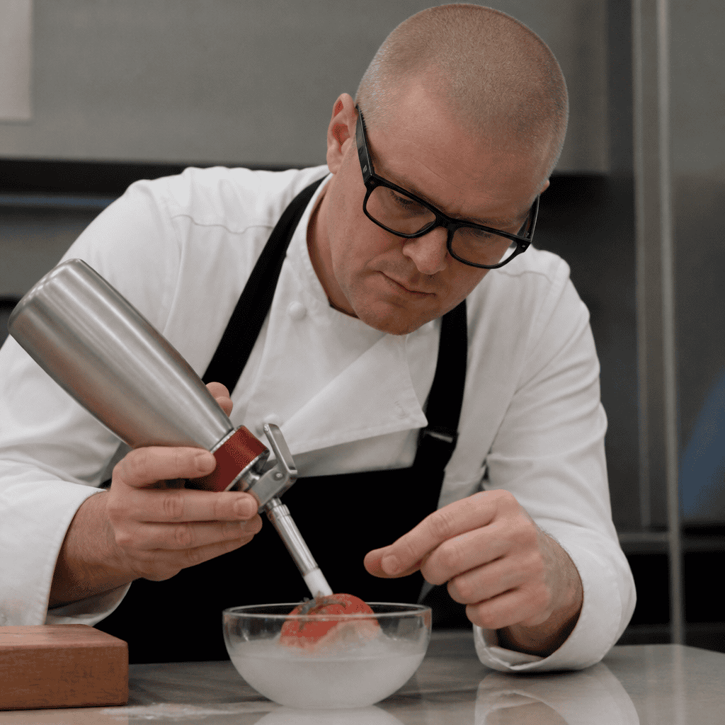 Experiential Fine Dining: Where Haute Cuisine Meets Storytelling and Performance